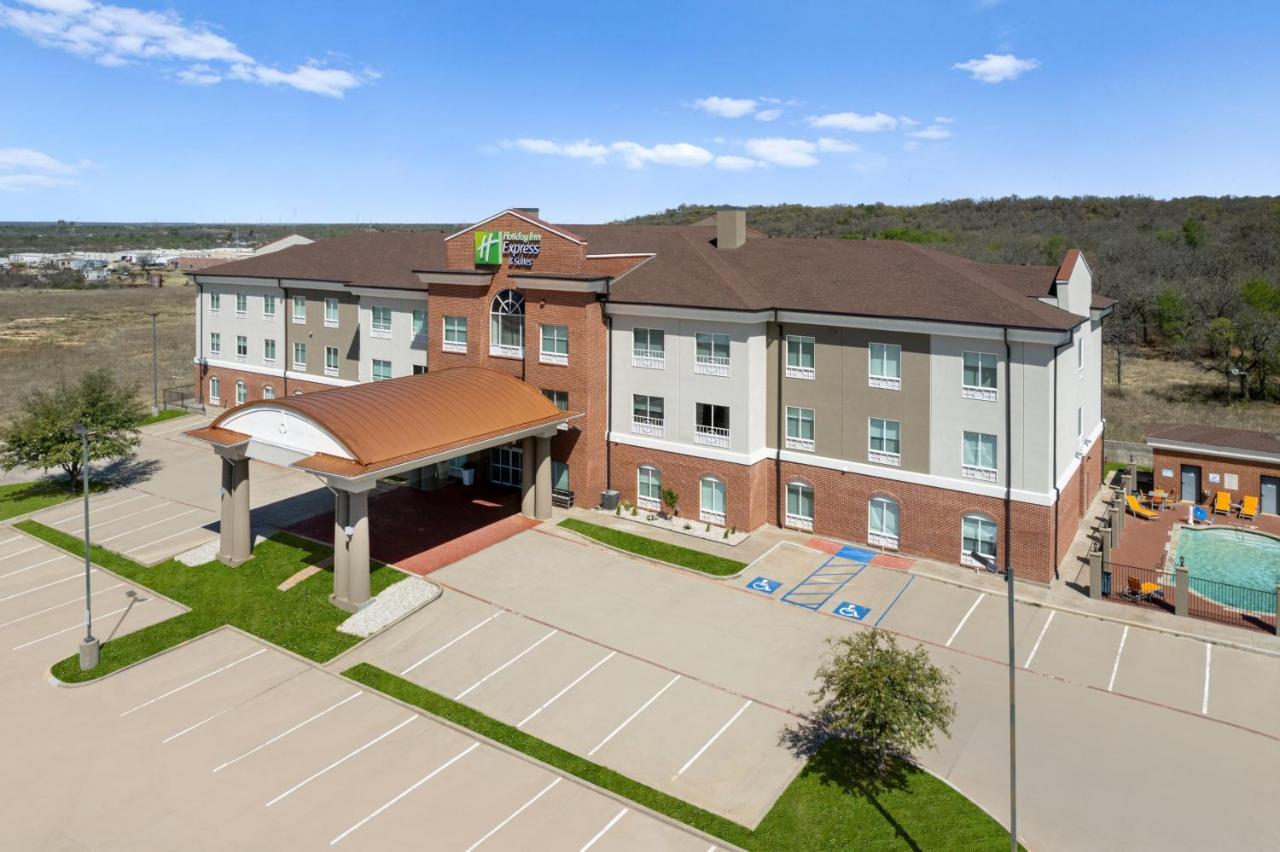 Holiday Inn Express & Suites Graham By Ihg Eksteriør billede