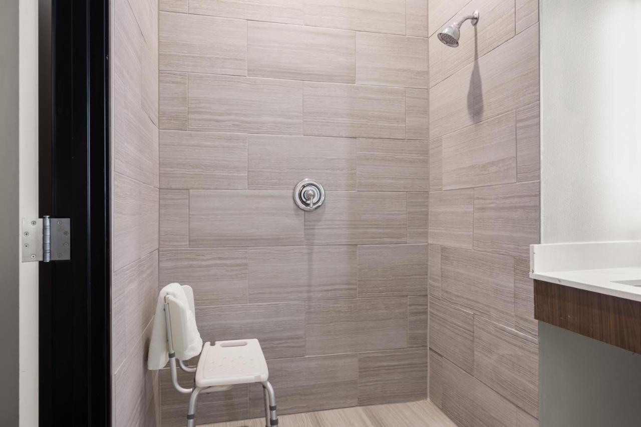 Holiday Inn Express & Suites Graham By Ihg Eksteriør billede