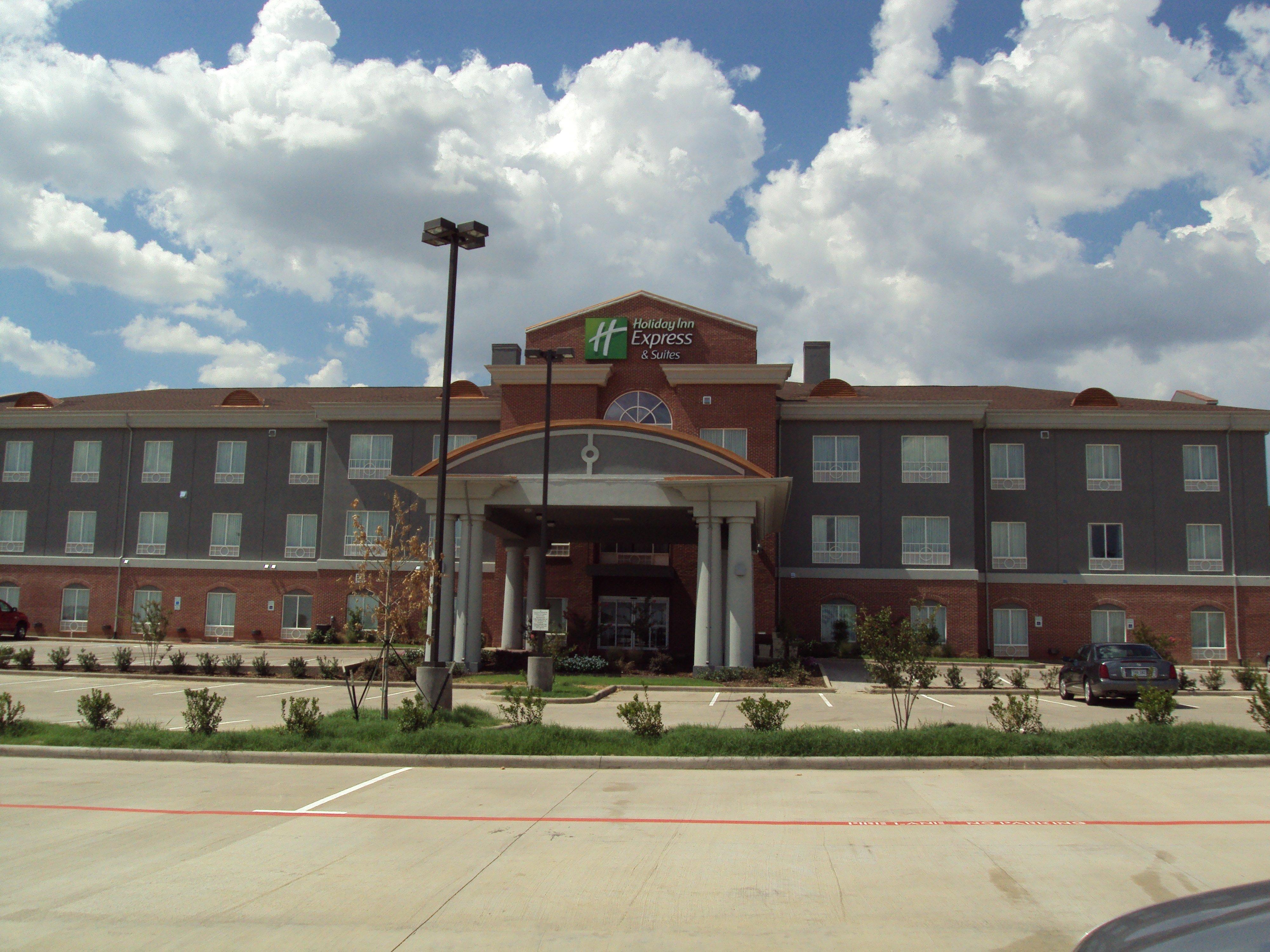 Holiday Inn Express & Suites Graham By Ihg Eksteriør billede